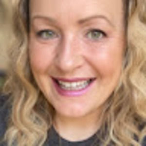 Meet your Posher, Carrie